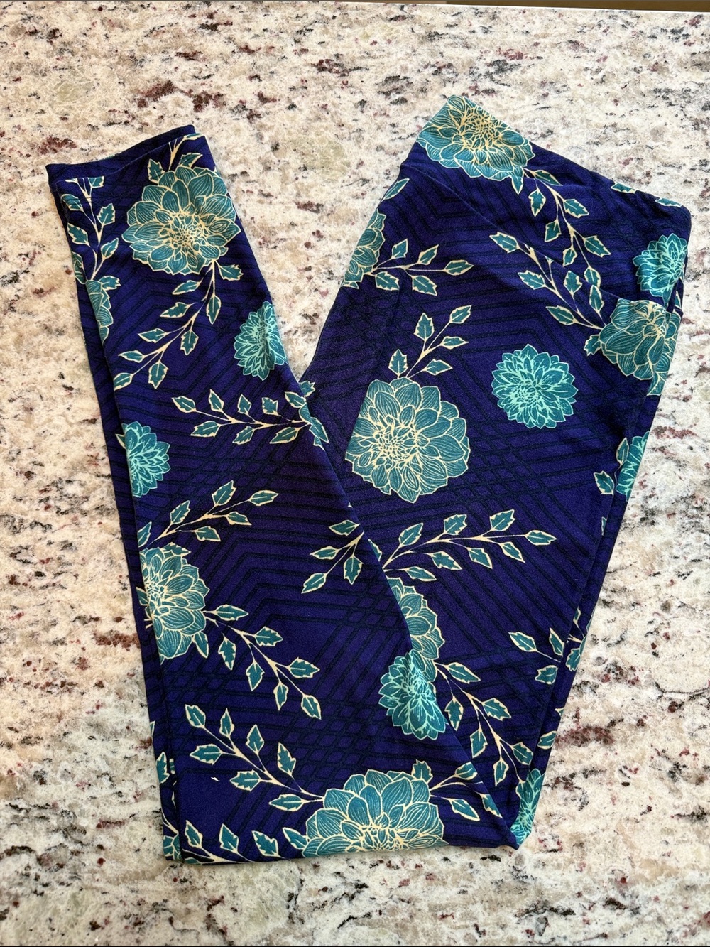 LuLaRoe Navy Floral Leggings with Teal and Cream Flowers